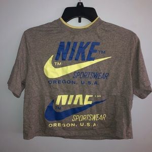 NEVER WORN Nike crop top